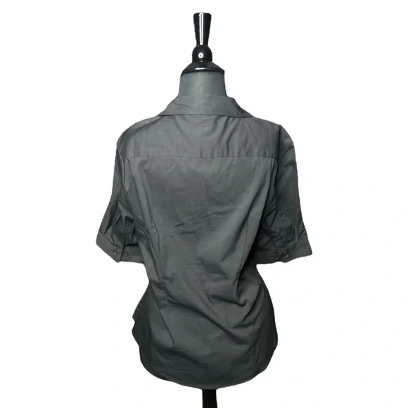 Simply Styled Button Down Shirt - Picture 4 of 7